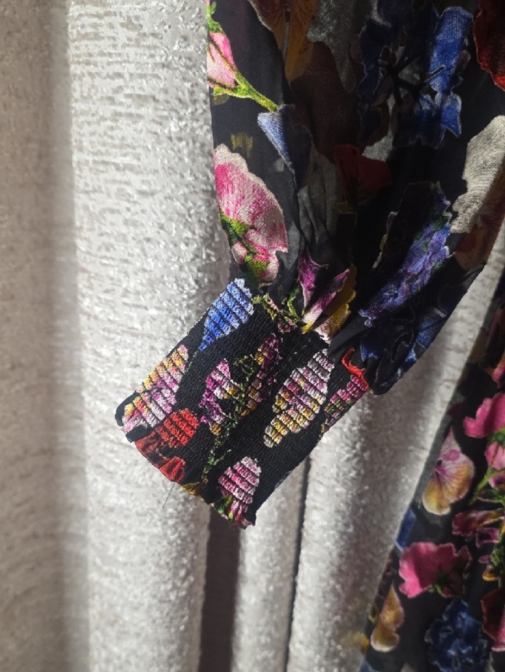 Alice + Olivia Black Floral Mini Dress with Multicolor Blooms - Picture 6 of 9